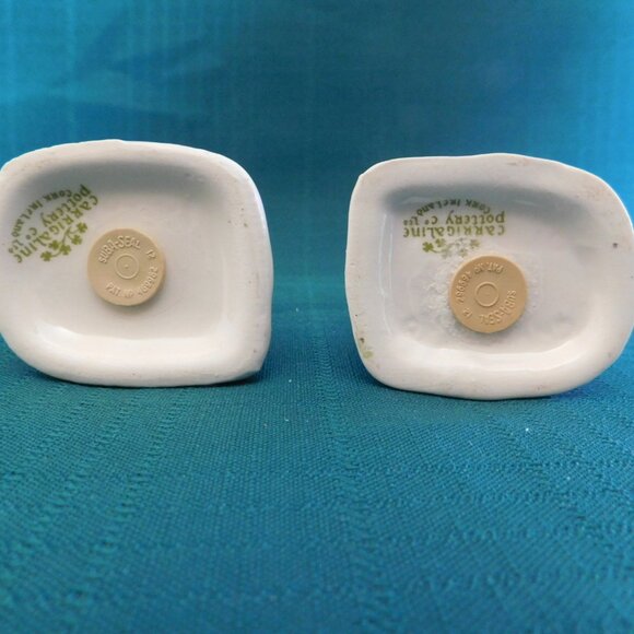 (Sold) Carrigaline Shamrock figural salt and pepper set near mint condition - Picture 8 of 8